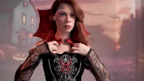 keira_knight online show from October 31, 10:14 pm