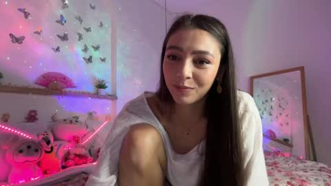 keira online show from May 27, 12:10 am