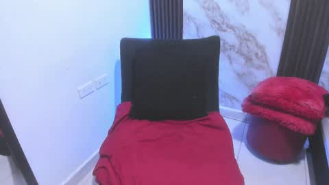 keitch_cute online show from April 13, 8:31 pm