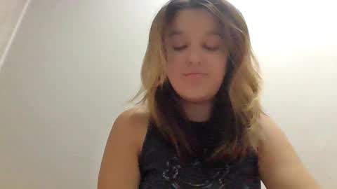 kelli_nuna_bebe online show from June 26, 10:11 pm