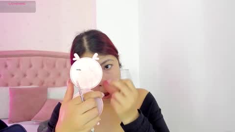 Kendall online show from December 18, 6:29 am