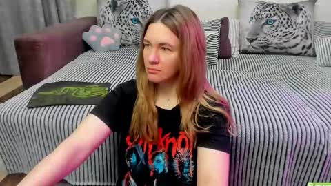 Kendra online show from March 3, 12:38 am