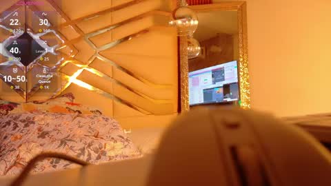 Kendra Foster online show from April 16, 2:56 am