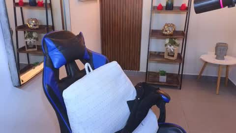 Kenya Buhle online show from March 9, 12:08 pm