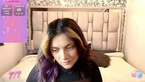 kiara Cruz online show from March 30, 3:33 pm