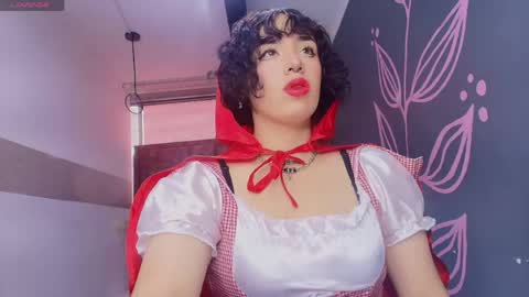 KIARA FOX online show from May 28, 8:51 pm