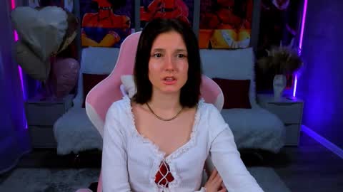 Kika online show from March 9, 12:30 pm