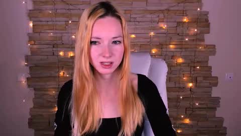 kim_boyd online show from February 24, 8:15 am