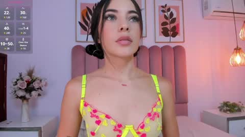 KIM  online show from April 15, 7:58 pm