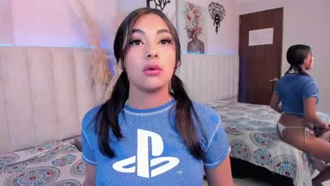 kimmy_bolton online show from April 22, 3:14 am