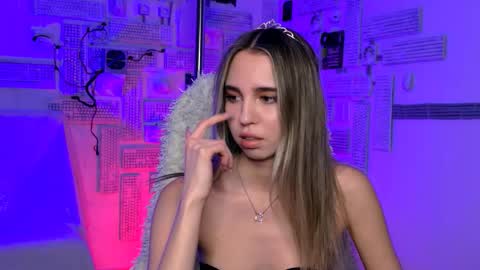 kimporins online show from March 11, 1:36 pm