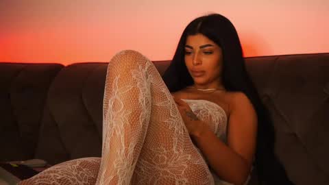 Andreea online show from May 12, 9:32 pm