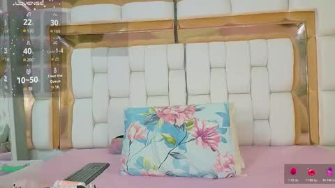 MISS RYN  online show from April 5, 11:53 am