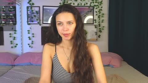 Kira online show from December 4, 9:35 pm