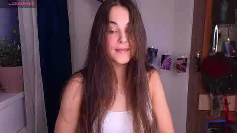 Kira cute online show from June 10, 7:45 pm