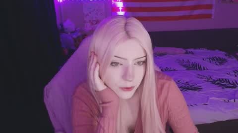 kitoruecute online show from April 3, 5:22 pm