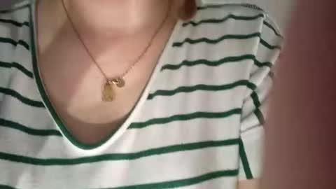 kitsuneniki online show from March 22, 6:03 pm