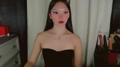 KITTY online show from April 6, 2:33 am