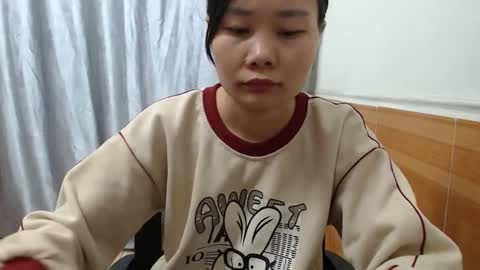 kitti_baby2x online show from November 8, 2:27 am