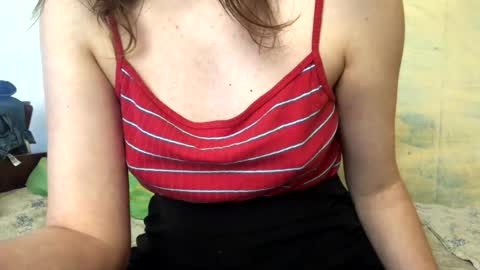 Kittie Creme online show from May 27, 11:29 am