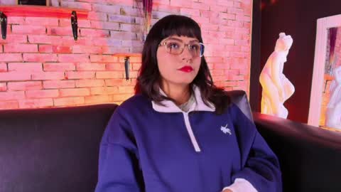 Kitty online show from April 10, 8:09 am