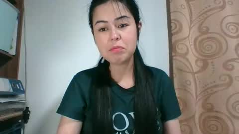 kitty_small69 online show from March 8, 1:57 am