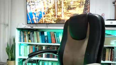 kitty_small69 online show from July 22, 2:34 am