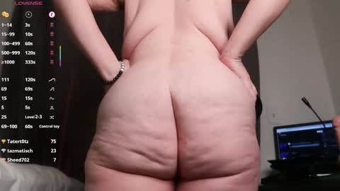 Bella Blue BBW online show from May 22, 2:04 pm