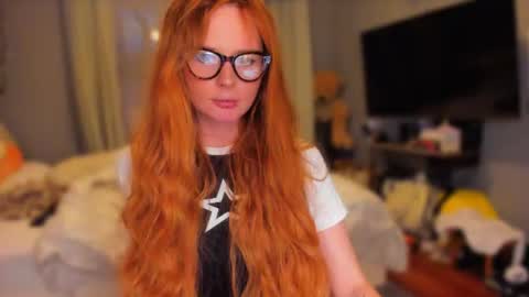 Klementinafanslyklementina6661 online show from July 26, 7:10 pm
