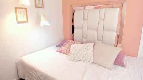 KLOE online show from April 30, 8:57 pm