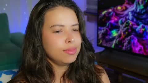 kozzy_ online show from May 12, 9:43 pm