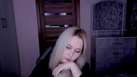 Kristy online show from April 12, 9:06 pm