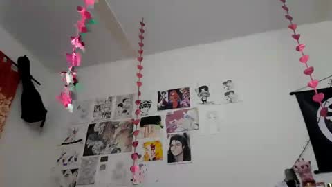 Kuromi Less online show from February 1, 2:05 am