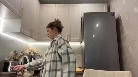 Din online show from April 14, 9:04 pm