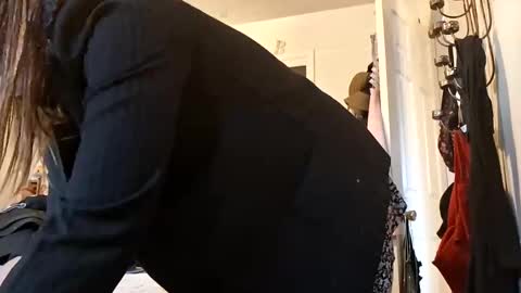 lacybell online show from March 13, 1:56 pm