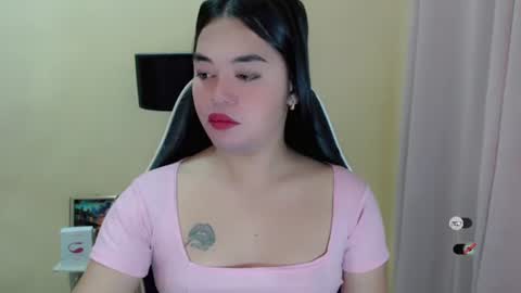 Ms. Lendy online show from March 8, 7:40 pm