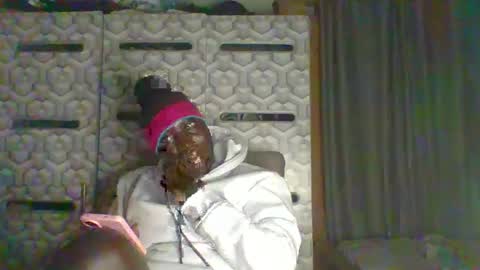 lindah32 online show from July 5, 12:28 am