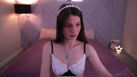 ladychanelll online show from May 21, 12:47 pm