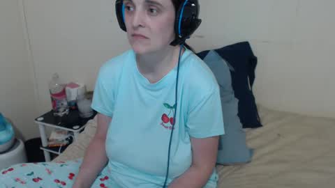 LadySlate online show from February 15, 3:52 am