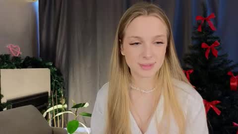 Lilia online show from December 3, 6:38 am