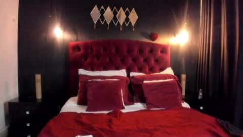 Laia  online show from April 11, 11:03 am