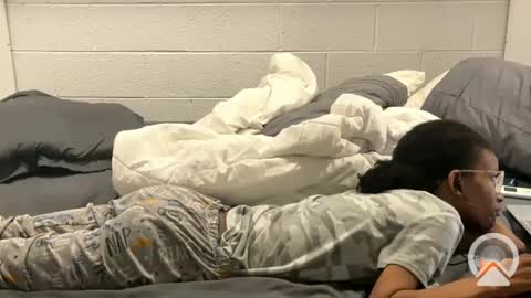 lalunevelvet online show from February 16, 4:42 am