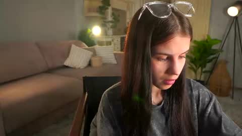 Emily online show from July 3, 3:23 am