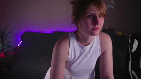 Kay online show from November 2, 9:40 pm