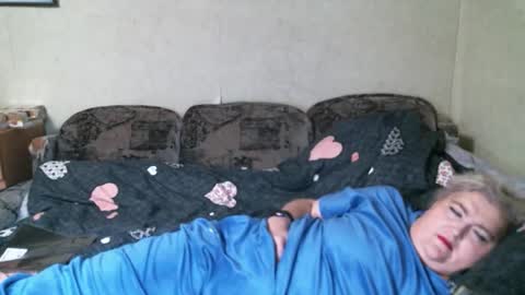 lanacat555 online show from April 7, 6:21 pm