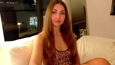 Lana online show from May 19, 6:09 am