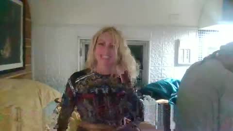 landofeden online show from March 2, 2:40 am