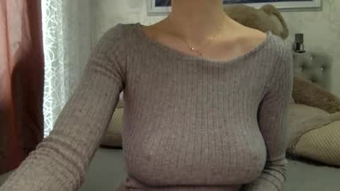 langoria online show from April 10, 10:43 am