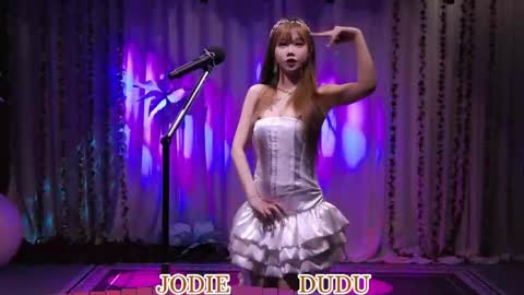 lankwaifong_cindy online show from May 24, 2:54 am