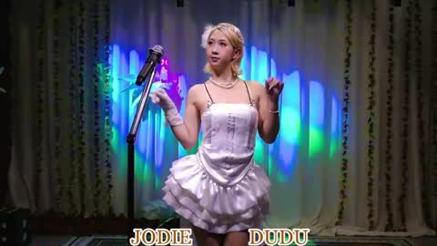 lankwaifong_cindy online show from May 8, 2:59 am
